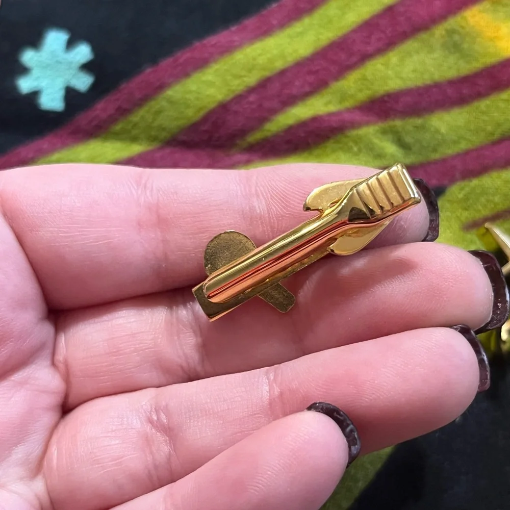 VTG Retro Men’s Lightbulb Gold Tone Metal Costume Jewelry Cuff Links and Tie Bar